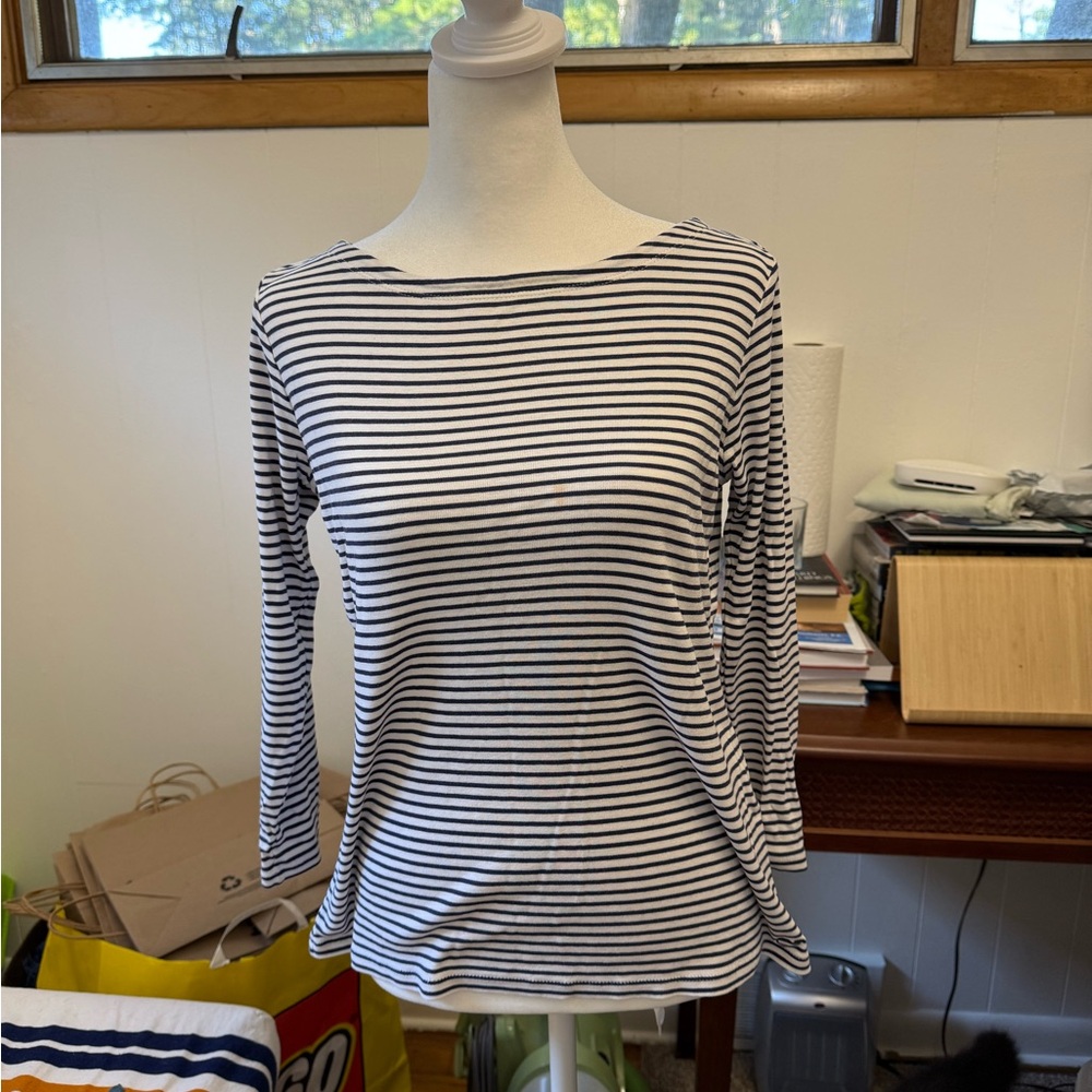 Vineyard Vines Navy and White Striped Long Sleeve Top